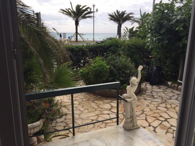 91 Promenade Des Anglais Le Stellamar Nice Exterior photo